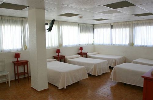 Hotel Cervantes Alicante Bagian luar foto